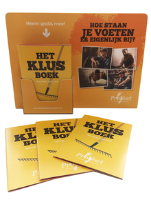 Folderdisplay "Hoe staan je voeten ervoor" met 10 klusboekjes